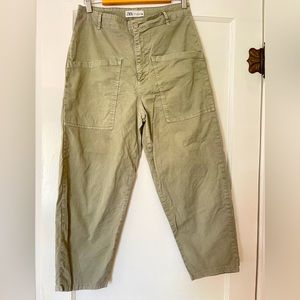 Zara Gardner pants. Size 6. Light sage color.